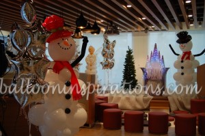 christmas party decor - snow men on hand
