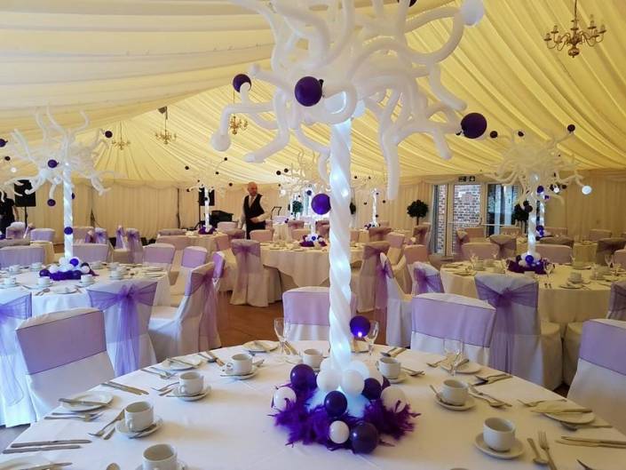 abstract balloon table centrepieces