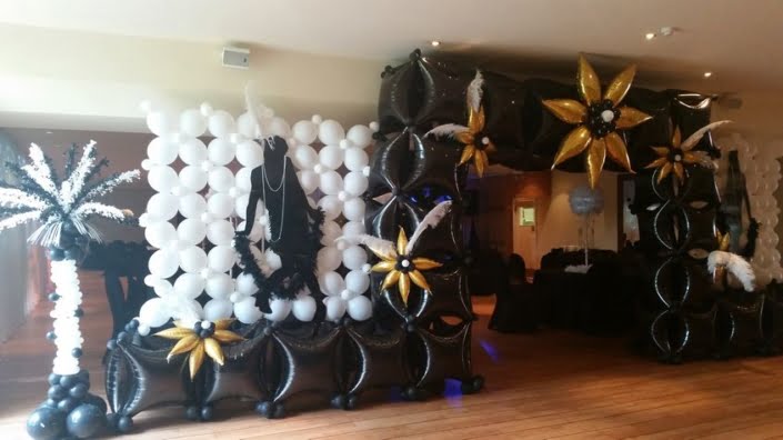 The great Gatsby themed prom balloons