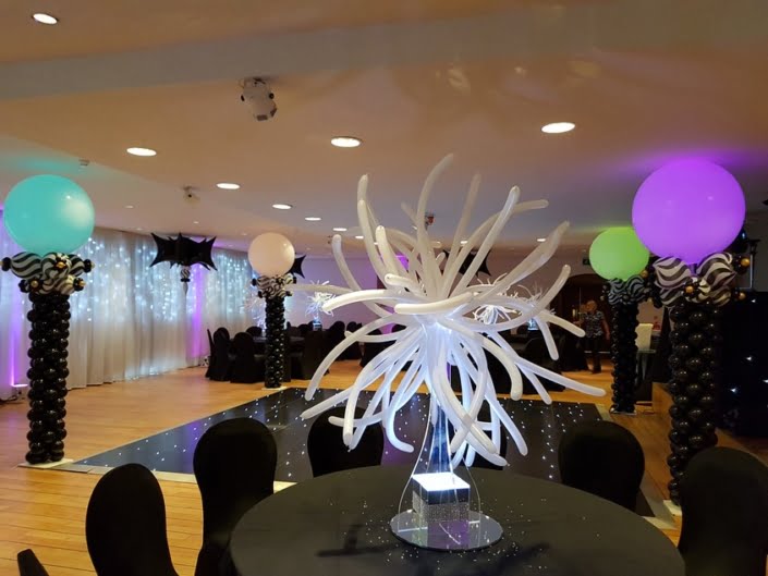 Lit table centrepieces Prom balloon decorations