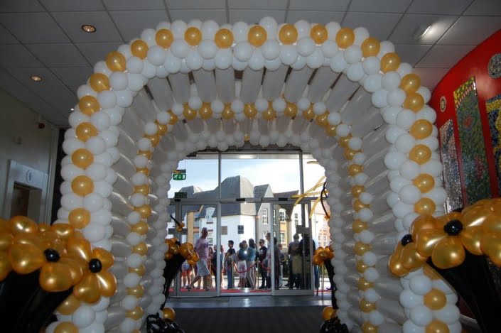 Prom Balloon Entrance archway